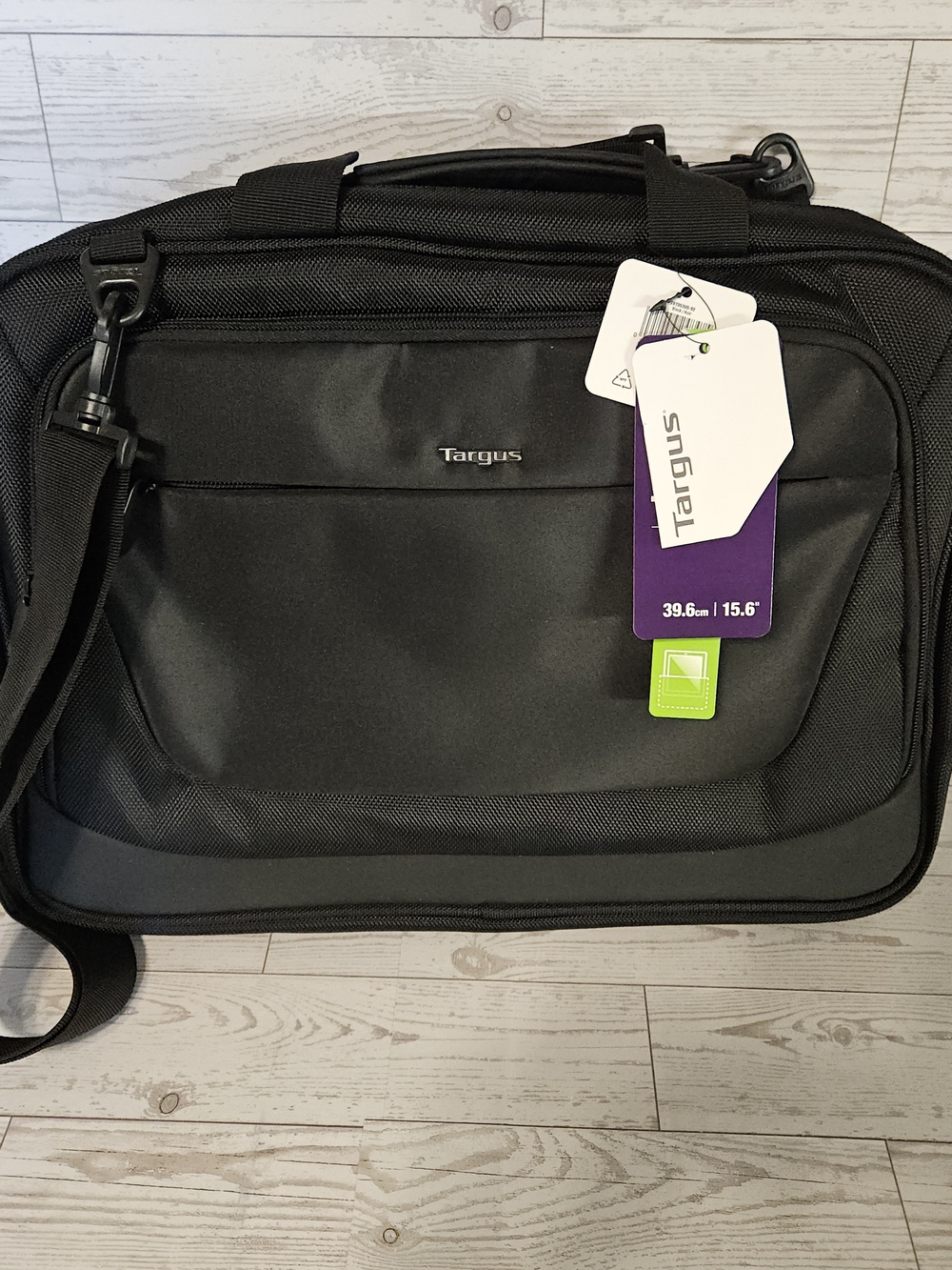 Targus Black 15.6" Laptop Messenger Bag - Men